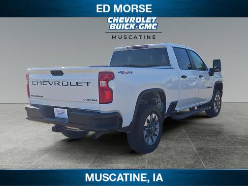 Summit White 2023 Chevrolet Silverado 2500 Custom