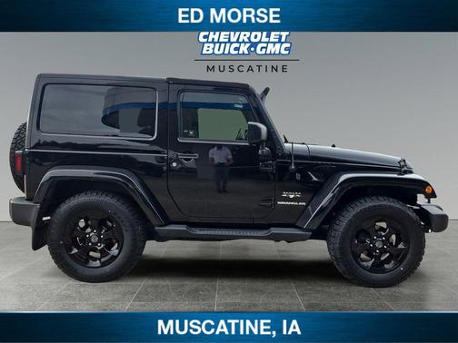Black Clearcoat 2016 Jeep Wrangler Sahara
