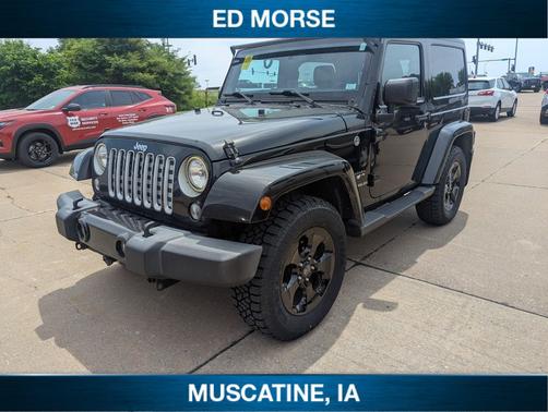 Black Clearcoat 2016 Jeep Wrangler Sahara
