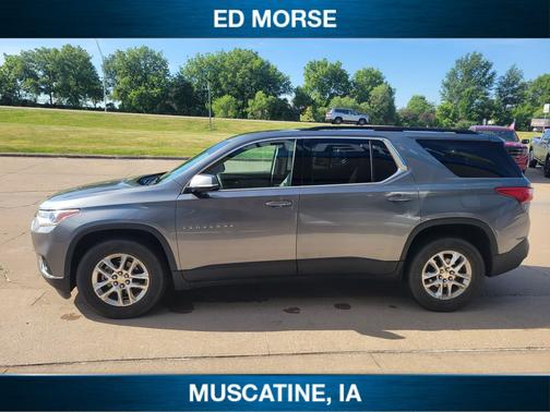 Satin Steel Metallic 2019 Chevrolet Traverse LT Cloth