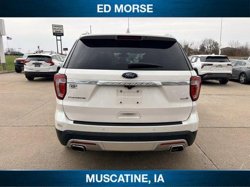White Platinum 2017 Ford Explorer Platinum