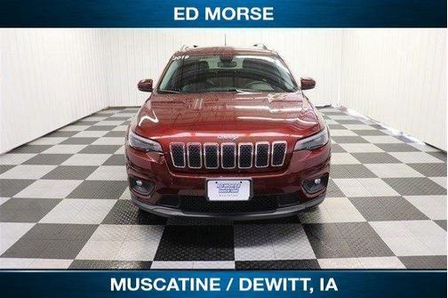Photo 3 of 30 of 2019 Jeep Cherokee Latitude Plus