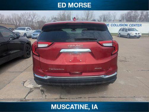 Volcanic Red Tintcoat 2024 GMC Terrain SLT