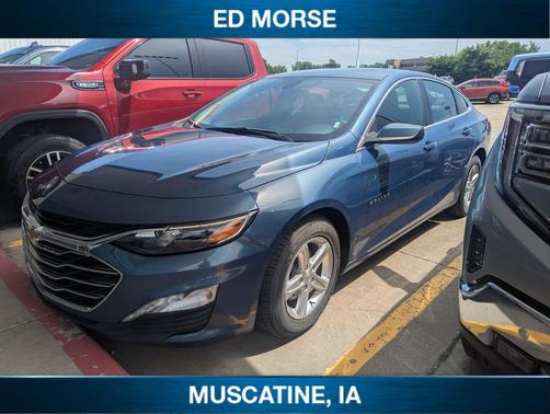 Lakeshore Blue Metallic 2024 Chevrolet Malibu FWD 1LT