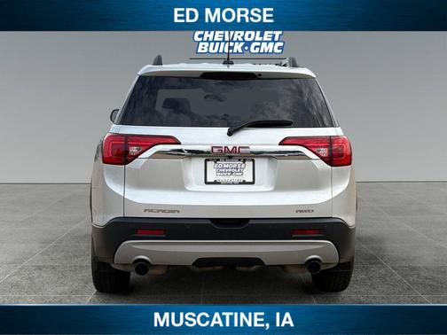 Quicksilver Metallic 2019 GMC Acadia SLT-1