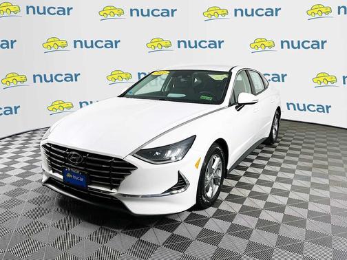 2022 Hyundai SONATA SE