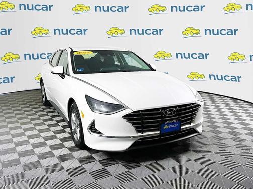 2022 Hyundai SONATA SE