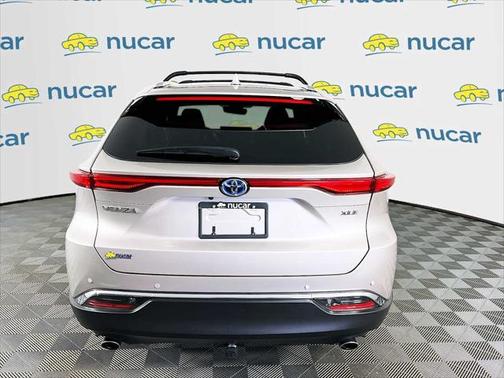 2023 Toyota Venza XLE