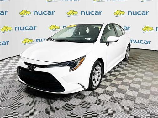 Ice Cap 2024 Toyota Corolla LE