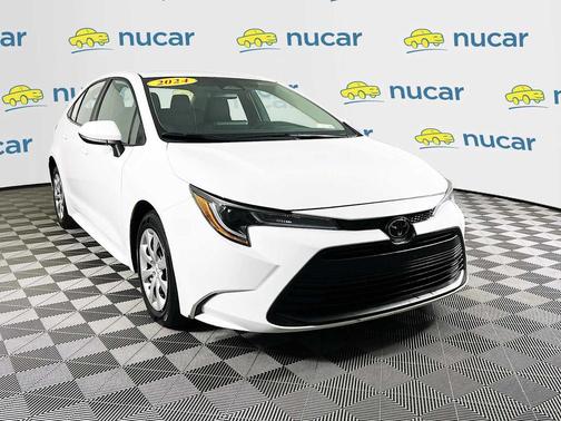 Ice Cap 2024 Toyota Corolla LE