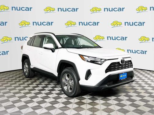 2025 Toyota RAV4 Hybrid XLE