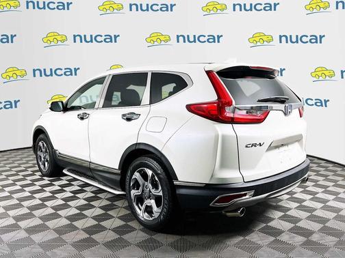 White Diamond Pearl 2017 Honda CR-V EX