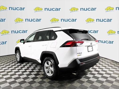 2021 Toyota RAV4 Hybrid XLE