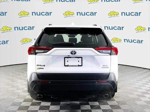 2021 Toyota RAV4 Hybrid XLE