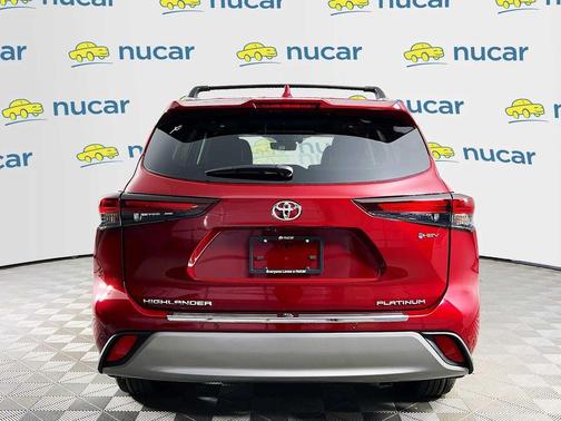 Ruby Flare Pearl 2026 Toyota Highlander Hybrid Platinum