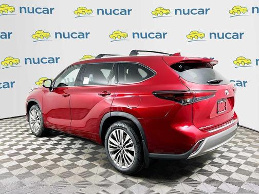 Ruby Flare Pearl 2026 Toyota Highlander Hybrid Platinum