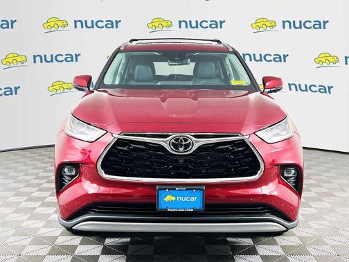 Ruby Flare Pearl 2026 Toyota Highlander Hybrid Platinum