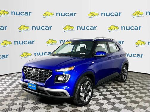 2024 Hyundai VENUE SEL
