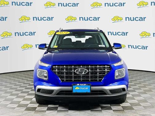 2024 Hyundai VENUE SEL