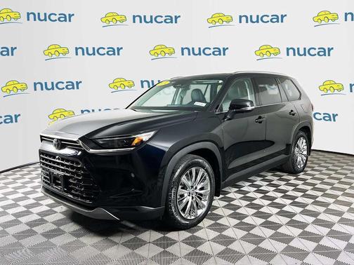 Midnight Black Metallic 2024 Toyota Grand Highlander Platinum