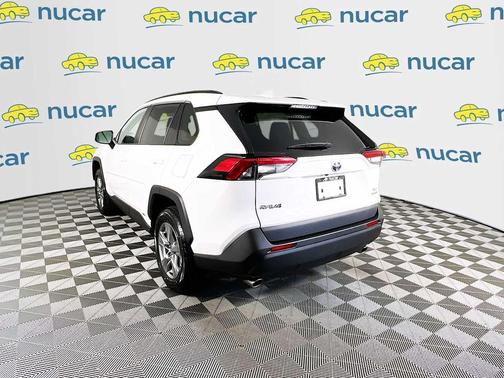 2023 Toyota RAV4 Hybrid XLE