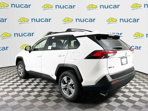 2025 Toyota RAV4 Hybrid XLE