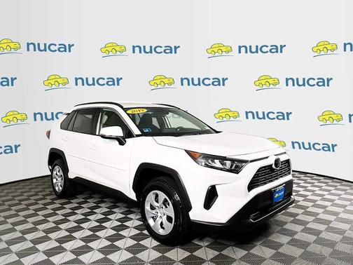 2019 Toyota RAV4 LE