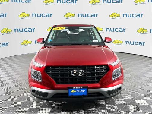 2024 Hyundai VENUE SE