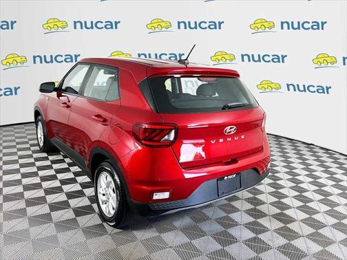 2024 Hyundai VENUE SE