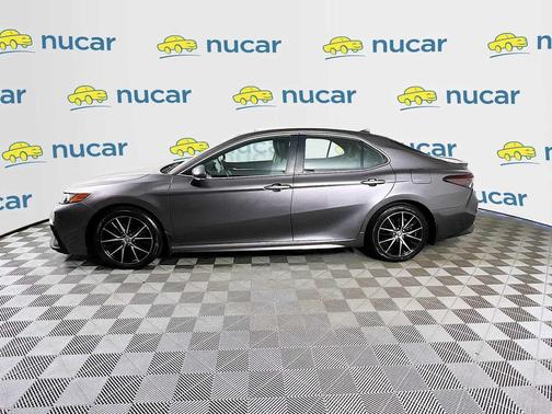 Predawn Gray Mica 2022 Toyota Camry SE