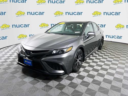 Predawn Gray Mica 2022 Toyota Camry SE