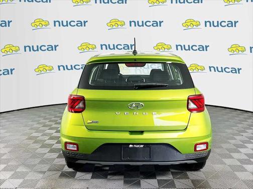 2024 Hyundai VENUE SE