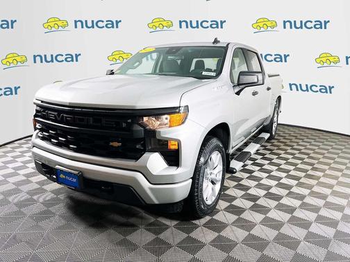 Silver Ice Metallic 2022 Chevrolet Silverado 1500 Custom