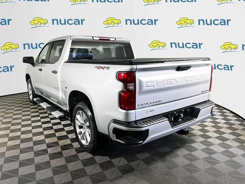 Silver Ice Metallic 2022 Chevrolet Silverado 1500 Custom