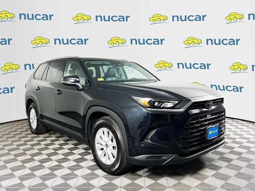 Midnight Black Metallic 2025 Toyota Grand Highlander XLE