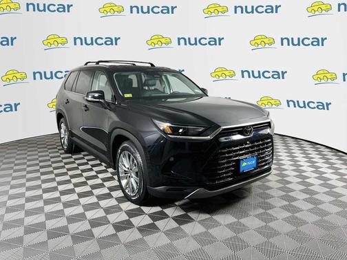 Midnight Black Metallic 2024 Toyota Grand Highlander Platinum