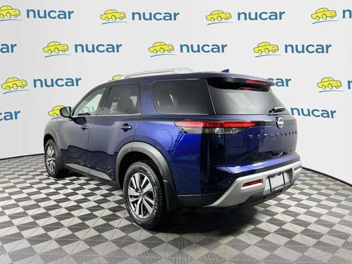 Deep Ocean Blue Pearl 2023 Nissan Pathfinder SL 4WD