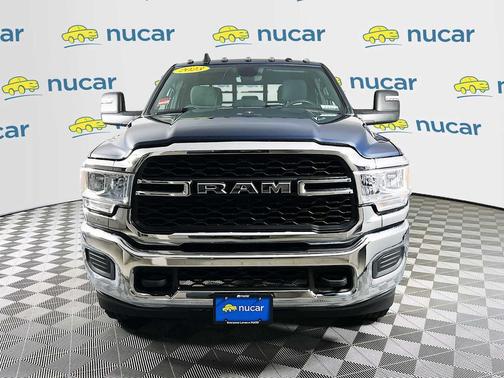 2023 RAM 2500 Tradesman Crew Cab 4x4 6'4' Box