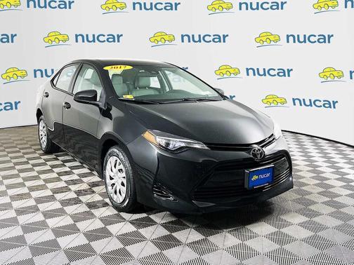 Black Sand Pearl 2017 Toyota Corolla LE