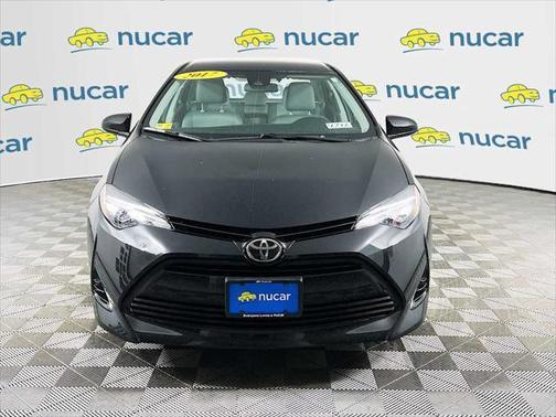 Black Sand Pearl 2017 Toyota Corolla LE