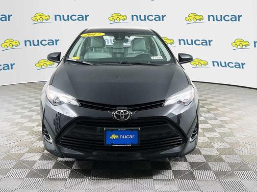 Black Sand Pearl 2017 Toyota Corolla LE