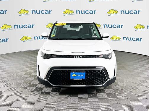 Snow White Pearl 2025 Kia Soul LX