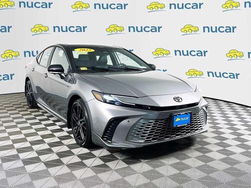 Heavy Metal/Midnight Black Metallic 2025 Toyota Camry XSE