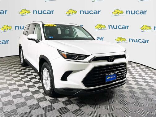 2024 Toyota Grand Highlander Hybrid XLE