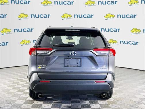 2022 Toyota RAV4 Hybrid LE