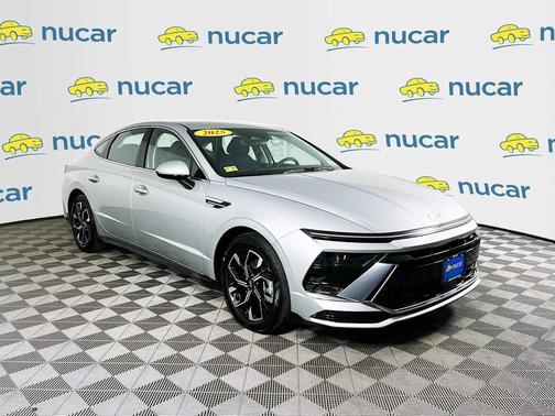 Aero Silver 2025 Hyundai SONATA SEL