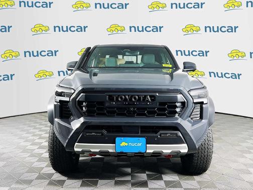 2025 Toyota Tacoma Hybrid Trailhunter