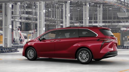 2025 Toyota Sienna XLE 7 Passenger