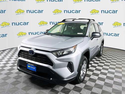 2022 Toyota RAV4 Hybrid SE