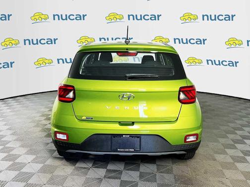 Green Apple 2024 Hyundai VENUE SE
